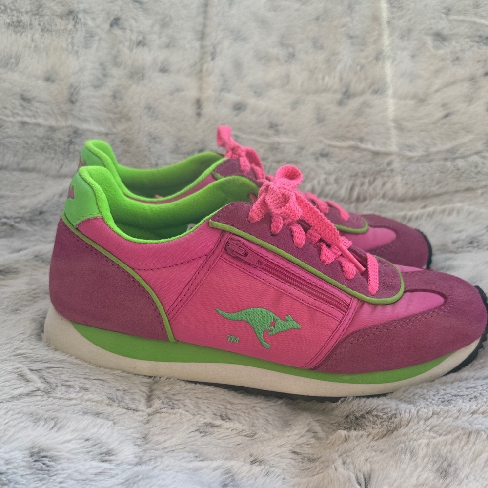 80’s retro kangaROOS Women's Vibrant Pink and Lime Sneakers size 6 - Picture 3 of 7